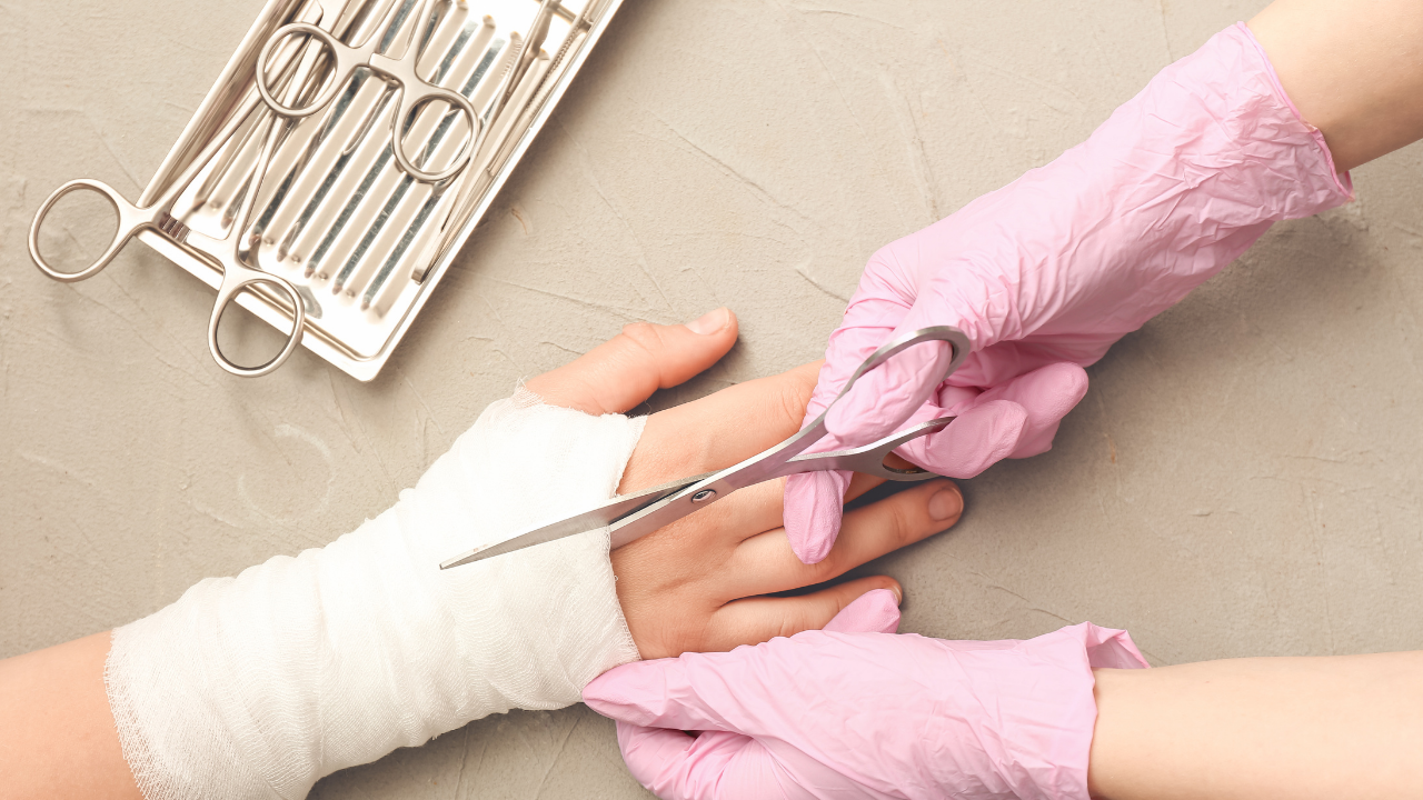 Surgical hands with medical instruments